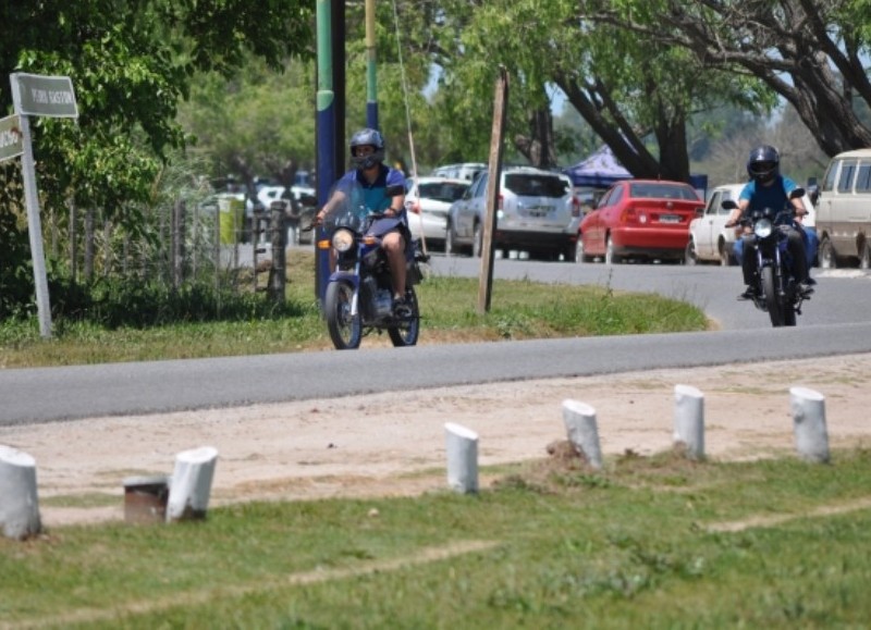 El subsecretario de Seguridad Ciudadana Ramiro Canggianelli, confirmó que a partir de este lunes se profundizarán los controles para exigir el uso de casco en motovehículos.