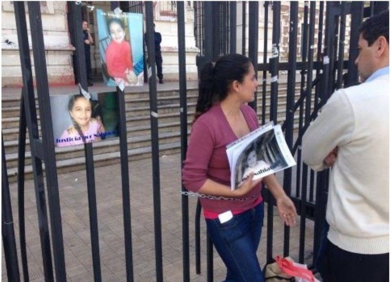 Ana Babán, durante su protesta en Gobernación (foto de archivo).