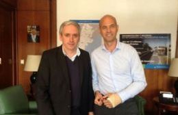 Mientras el tren está paralizado, Gastón se reunió con el ministro de Transporte de la Nación