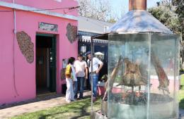 Apertura de emprendimiento cultural y gastronómico en Adela