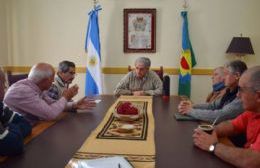 El intendente Gastón dialogó con representantes de la Sociedad de Fomento de La Noria