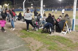 Calor y buen clima, ideal para ver fútbol en el Depor