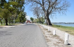 Chocaron auto y bicimoto en la Costanera