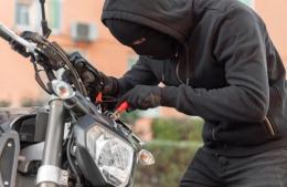Menor aprehendido por robo de una moto