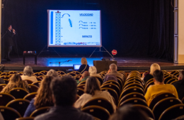 Las charlas obligatorias de seguridad vial se hacen en el teatro