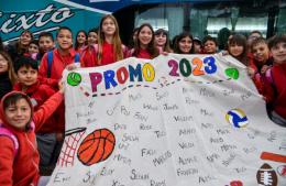 Estudiantes primarios celebraron su egreso con un viaje compartido a San Clemente